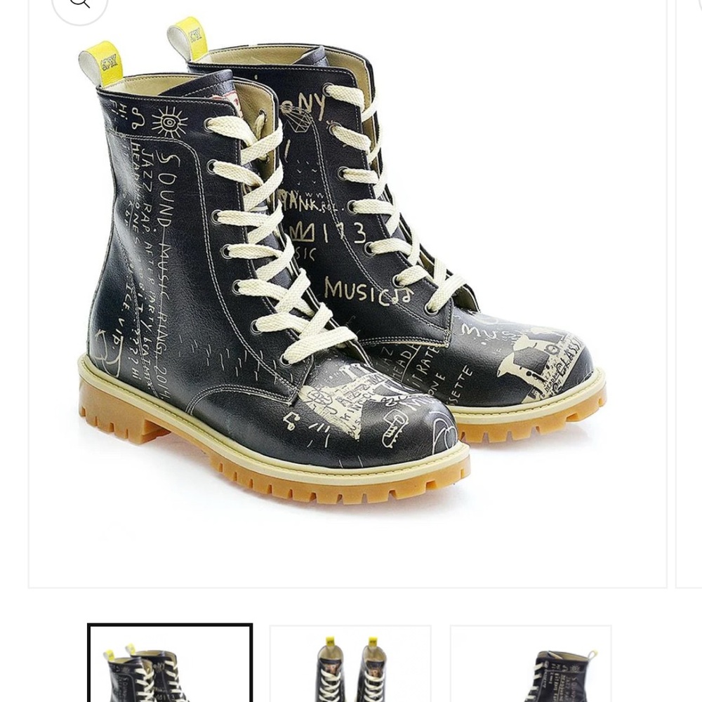 Combat boots